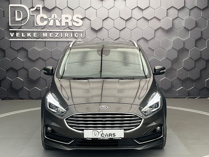 Ford S-MAX 2,5 HEV Titanium 7míst - fotka 6 z 65
