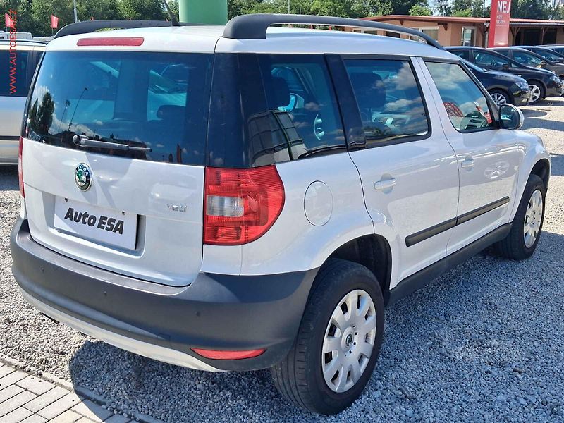Škoda Yeti (2011) 1.2 TSi, DSG - fotka 4 z 18