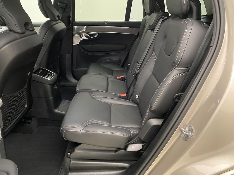 Volvo XC90 T8 AWD RECHARGE BRIGHT PLUS 7m - fotka 5 z 67