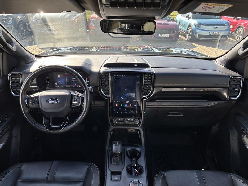 Ford Ranger 3,0 EcoBlue 177kW V6 Wildtrak - fotka 17 z 43