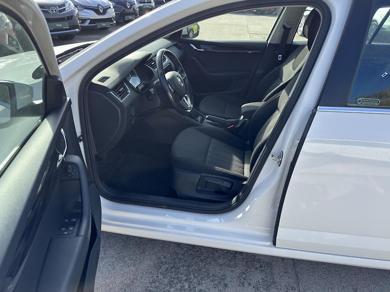 Škoda Octavia - fotka 4 z 10