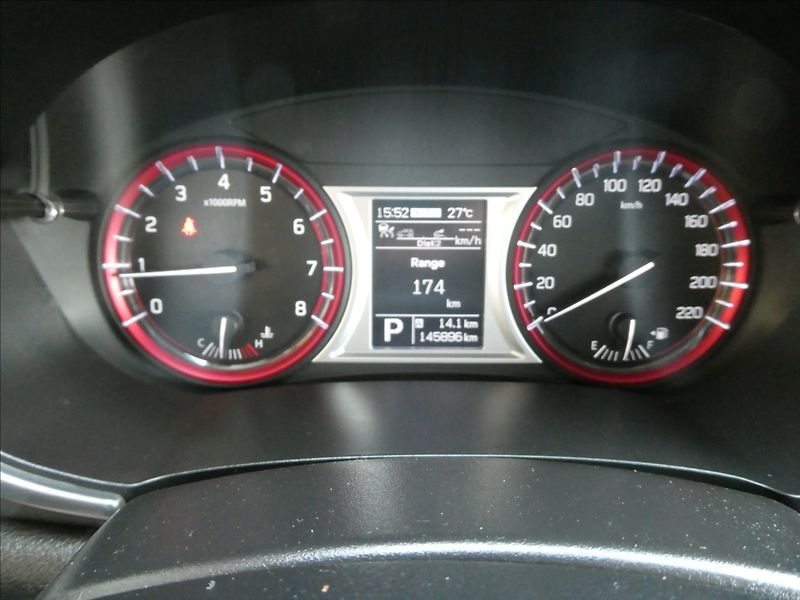 Suzuki Vitara 1,4 T 103kW 4x4 automat,závěs - fotka 32 z 49