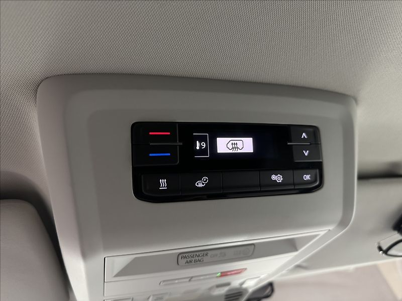 Volkswagen Multivan 2,0 166kW DSG 4X4 TZ ABT NZTOP - fotka 26 z 41