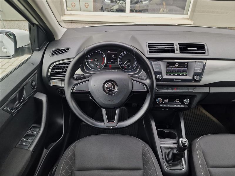 Škoda Fabia 1.0TSI Style,původ ČR,1.Maj. - fotka 12 z 50