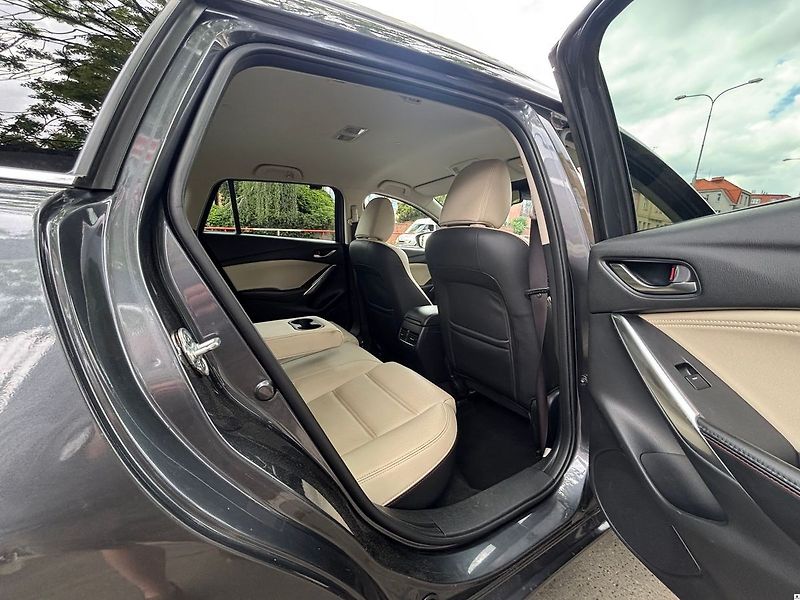 Mazda 6 2.2D/2014/129KW-MAN6-ZÁRUKA12 - fotka 21 z 45