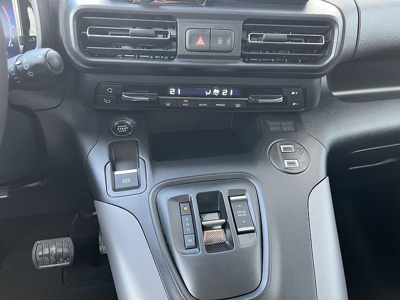 Toyota ProAce City Verso 1,5 D AT Family LWB - fotka 21 z 28
