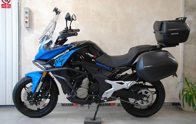 CFMOTO 650 MT (2020) 650MT Premium - hezký stav, pů - fotka 12 z 20