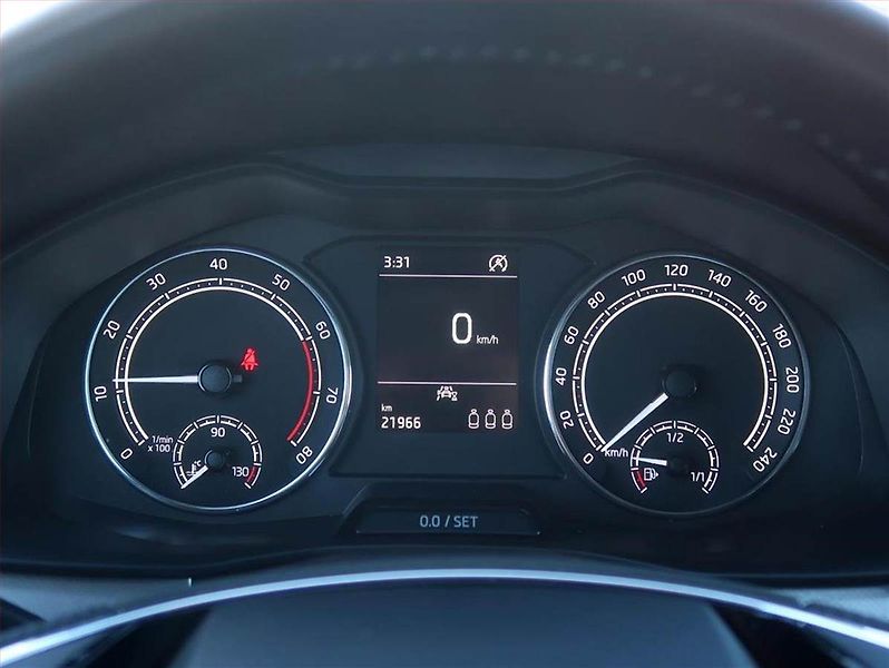 Škoda Kamiq (2023) Ambition 1.5 TSI - fotka 11 z 20