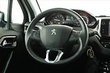 Peugeot 2008 (2019) 1.2 PureTech, Tempomat - náhled 11