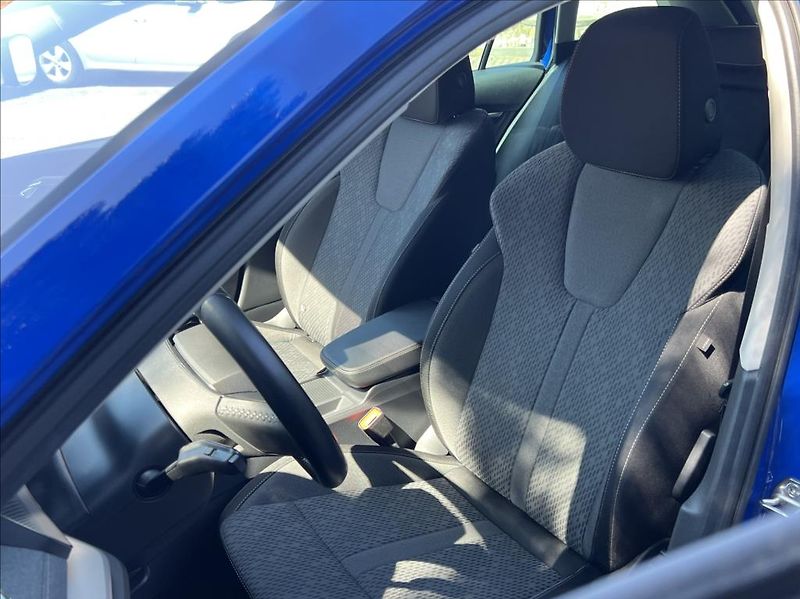 Škoda Octavia 2,0 TDI 110kW Style webasto - fotka 9 z 31