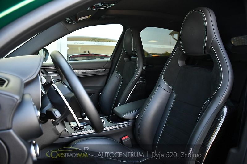 Alfa Romeo Stelvio 2.9 V6 Bi-T 520PS QUADRIFOGLIO - fotka 11 z 56