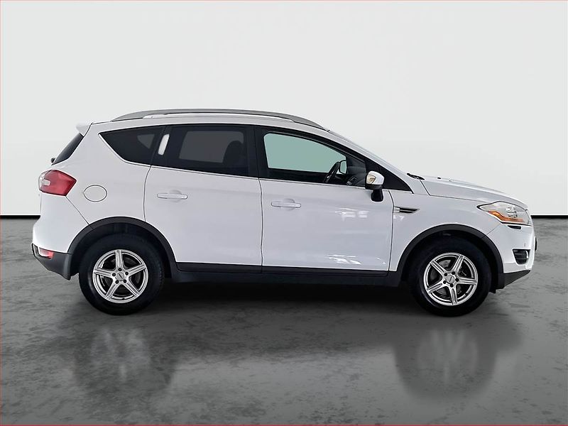 Ford Kuga (2010) 2.0 TDCi, Navi, Tempomat - fotka 6 z 16