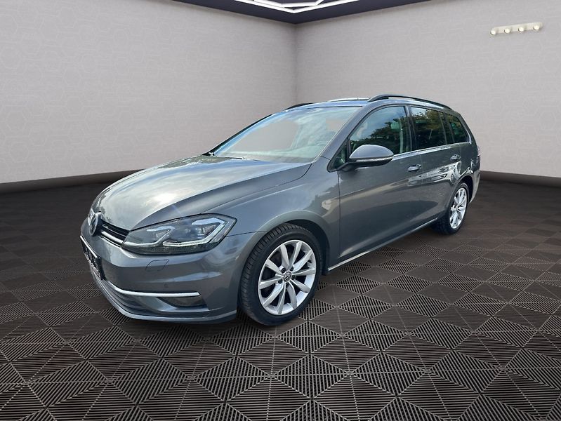 Volkswagen Golf (2017) 2,0TDI 110kw Highline - fotka 3 z 26