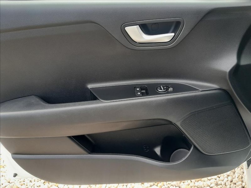 Kia Rio 1,2i 61kW - fotka 18 z 44