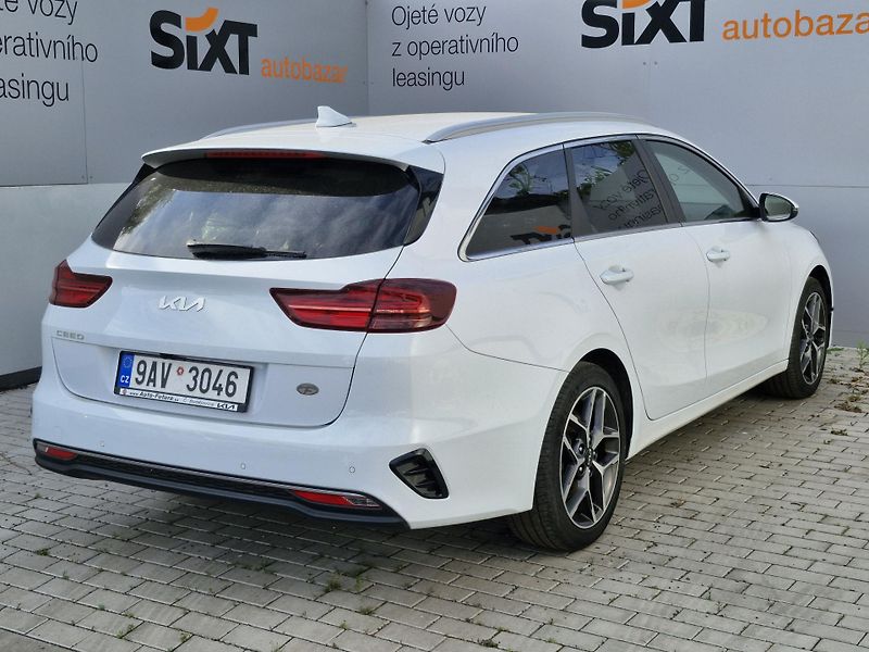 Kia Ceed  Top 1,5 T-GDI (118 kW) MAN - fotka 4 z 10
