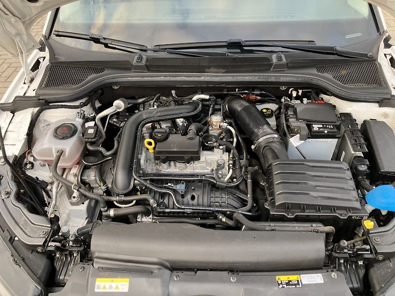 Škoda Scala (2022) 1.0TSI 70kW AMBITION NOVÉ V ČR - fotka 24 z 25