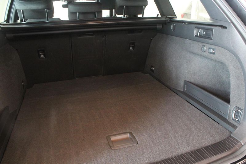 Volkswagen Passat (2023) 2.0TDI DSG Nez.Topení Model 24 - fotka 17 z 33