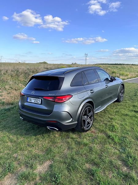 Mercedes-Benz GLC (2022) GLC 300, AMG paket, Airmatic.. - fotka 8 z 14