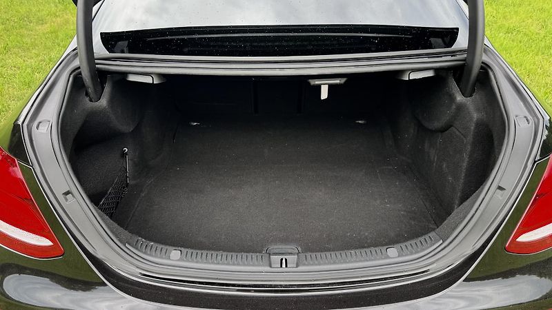 Mercedes-Benz Třídy E (2020) E450 V6 Biturbo 4matic AMG - fotka 10 z 19