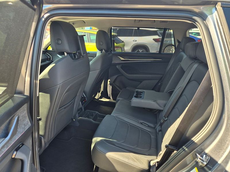 Škoda Kodiaq 2,0 TDI DSG 4x4 142kW, Exclusi - fotka 10 z 38
