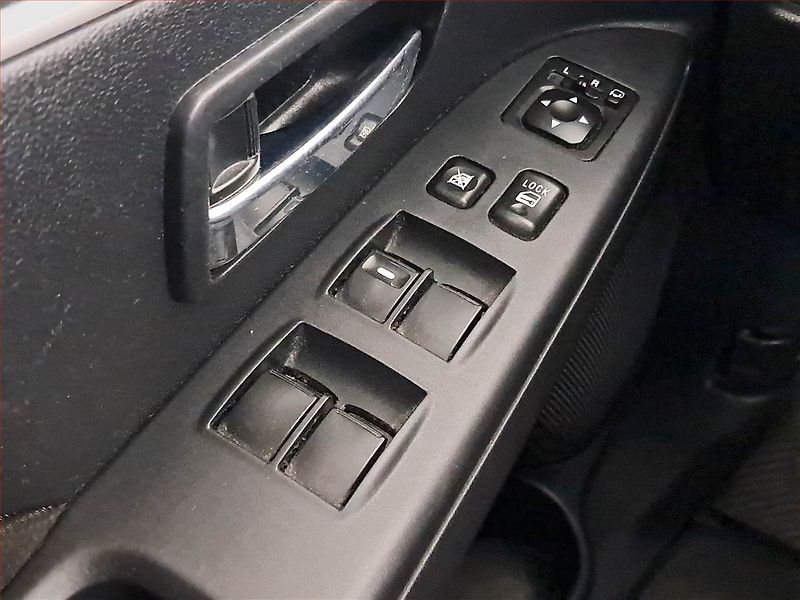 Mitsubishi ASX (2012) Invite 1.8 DI-D MIVEC - fotka 17 z 17