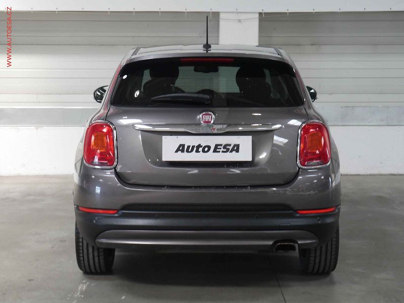 Fiat 500X (2015) 1.4T, ČR, Výhřev sed., park. - fotka 5 z 22