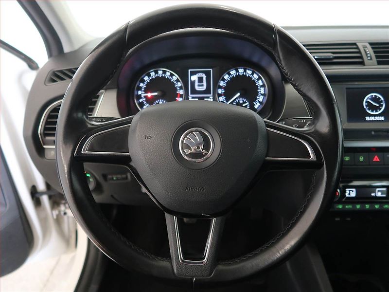 Škoda Fabia (2016) Style 1.4 TDI, Park. senzory - fotka 14 z 14