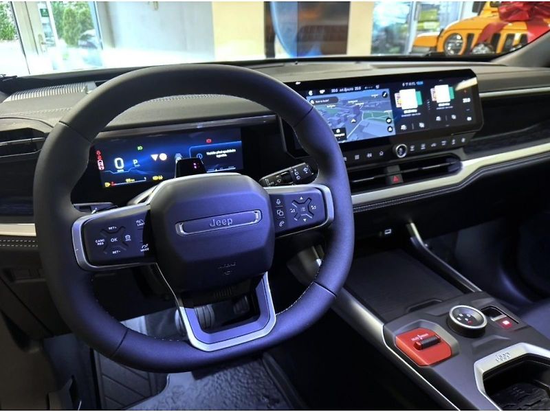 Jeep Compass (2026) NEW e-Hybrid 145k eDCT6 First - fotka 15 z 17