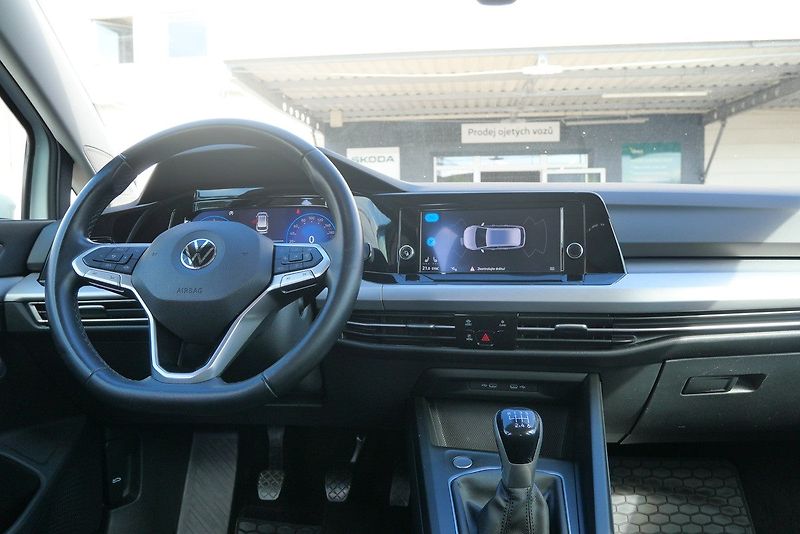 Volkswagen Golf - fotka 6 z 6