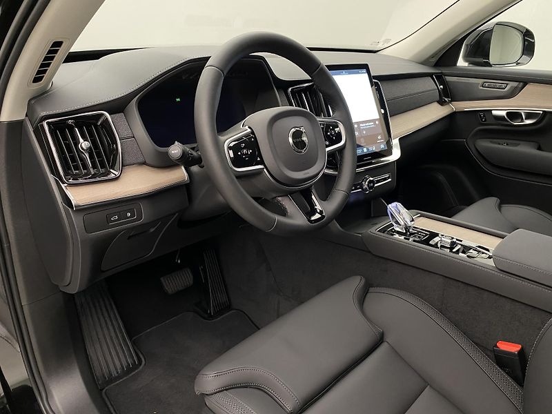 Volvo XC90 (2026) T8 AWD Plug-in BRIGHT PLUS 7m - fotka 26 z 72