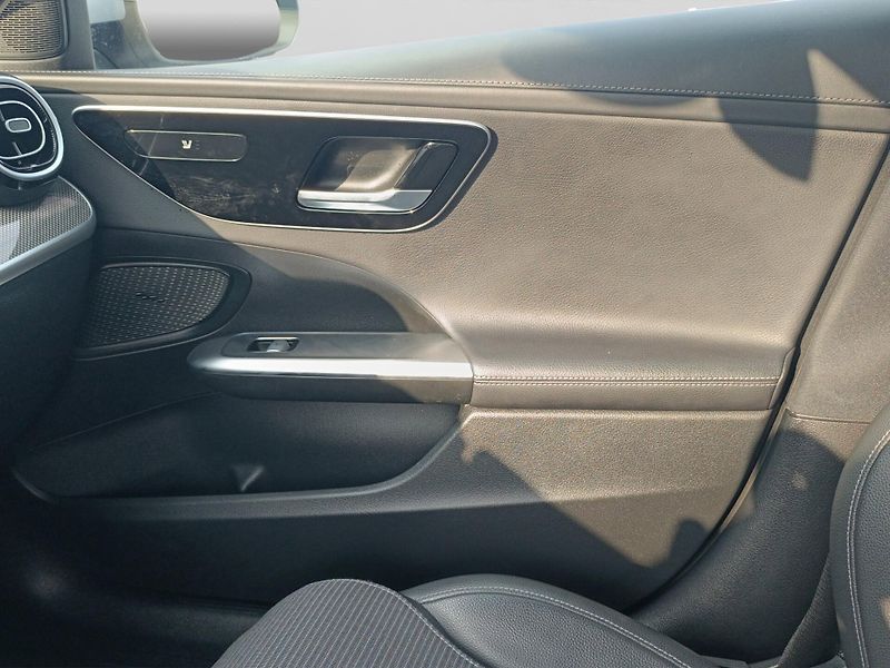 Mercedes-Benz Třídy C (2021) 220d , 147KW, 9G-tronic, navig - fotka 17 z 25