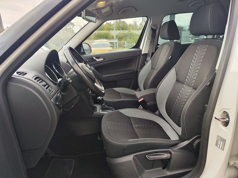 Škoda Yeti 2.0 TDI/103kW Ambition DSG - fotka 13 z 23