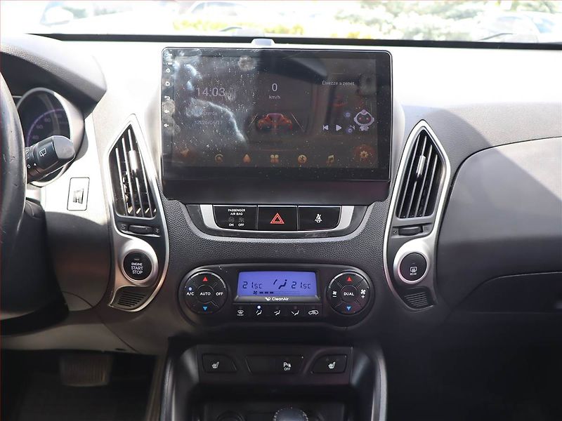 Hyundai ix35 (2013) 2.0 CRDi, 4X4, Automat - fotka 12 z 20