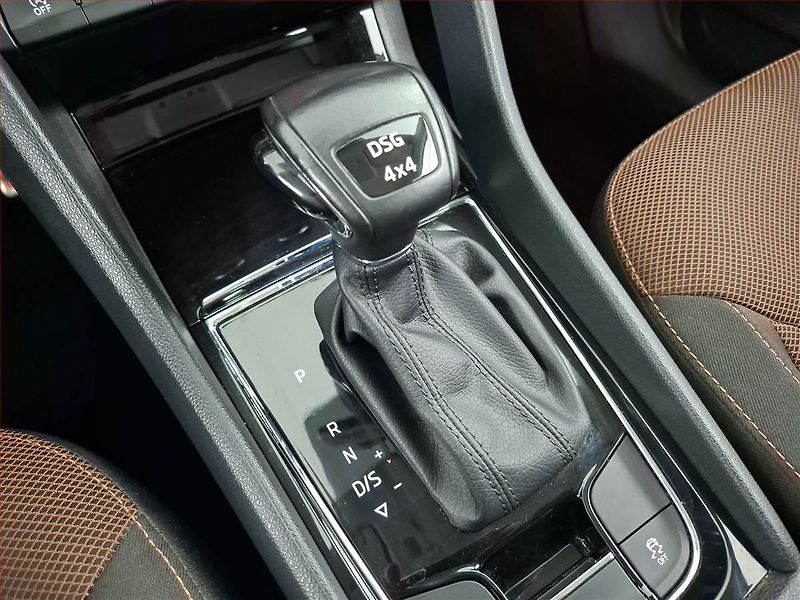 Škoda Kodiaq (2017) 2.0 TSI, 4X4, Automat - fotka 15 z 21