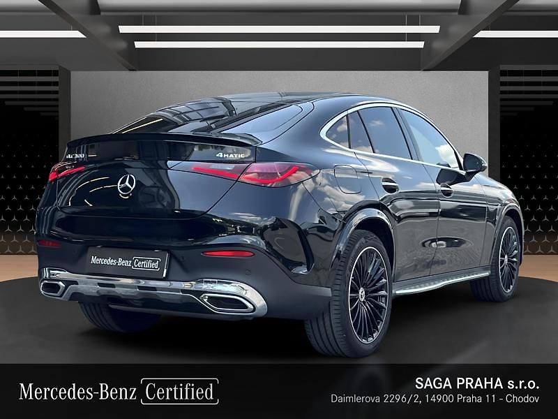 Mercedes-Benz GLC Coupé 300 4MATIC kupé AMG - fotka 4 z 19