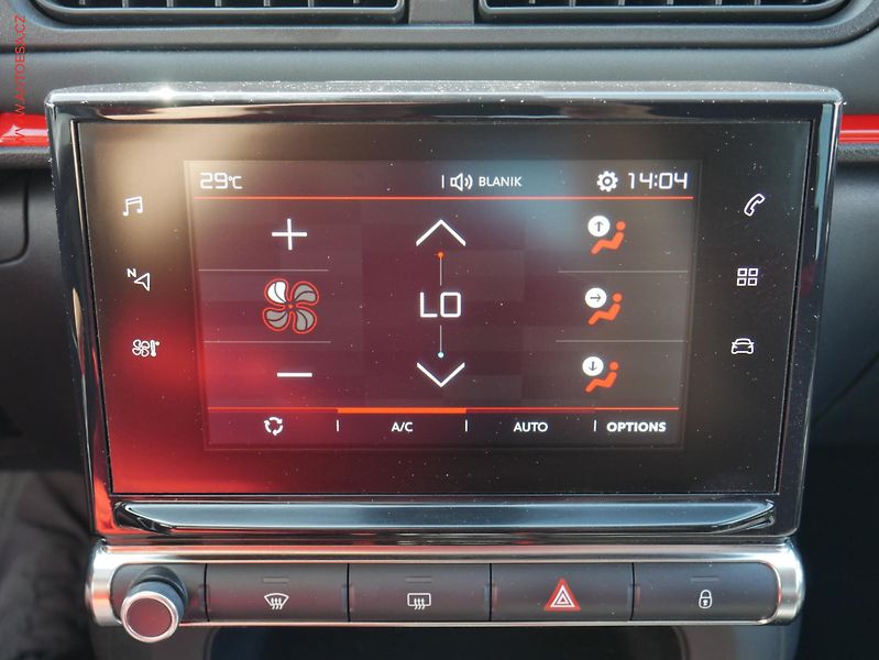 Citroën C3 (2018) 1.2PT, ČR, Shine - fotka 17 z 23