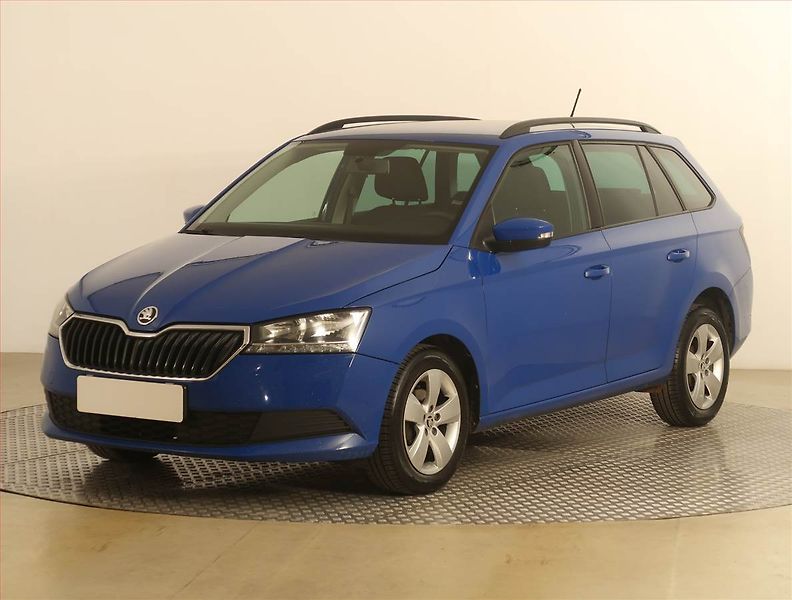 Škoda Fabia (2019) 1.0, Park. senzory - fotka 2 z 15