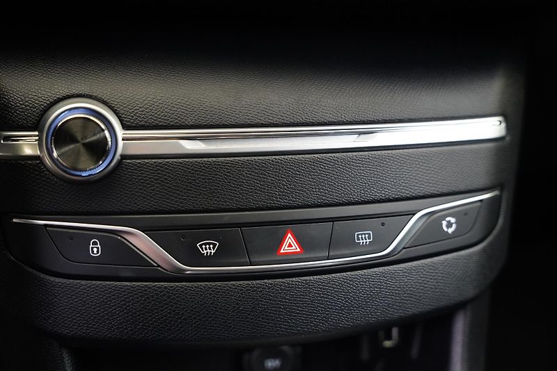 Peugeot 308 - fotka 23 z 28