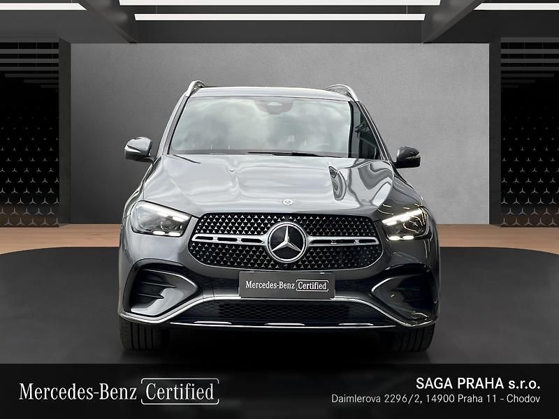 Mercedes-Benz GLE 300d 4MATIC AMG Line Airmatic - fotka 2 z 21