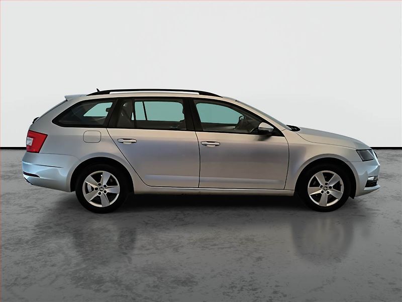 Škoda Octavia (2018) 1.6 TDI, Navi, Tempomat - fotka 6 z 16