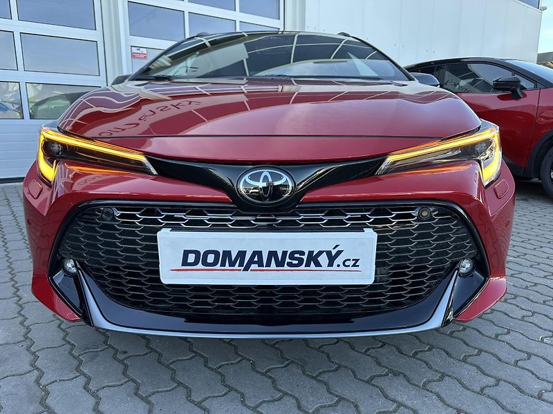 Toyota Corolla TS 2.0 HEV GR DYNAMIC JBL - fotka 5 z 28