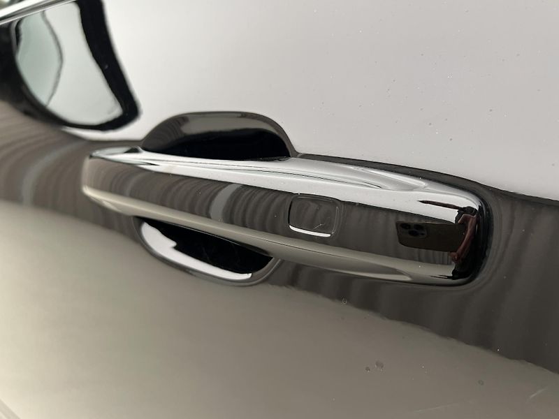 Volvo XC60 T6 AWD BLACK EDITION RESKIN - fotka 16 z 50