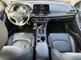Hyundai i30 (2021) STYLE 1.5T-GDI HYBDID 118kW CZ - náhled 9