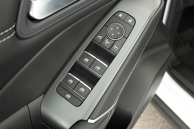 Nissan Qashqai (2025) 1.3 DIG-T MHEV, N-CONNECTA - fotka 9 z 20