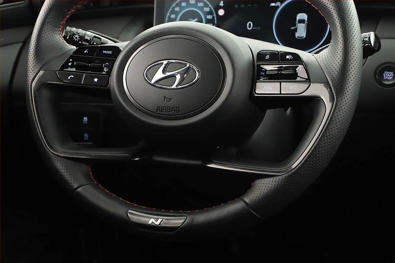 Hyundai Tucson (2024) 1.6 T-GDI 48V MHEV - fotka 18 z 21