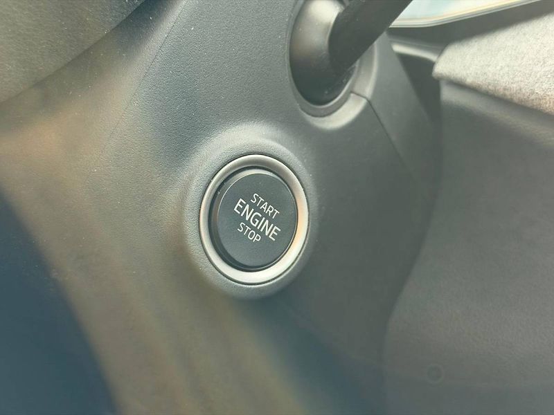 Škoda Kamiq Selection 1,0 TSI 85 kW 6° MP - fotka 11 z 23