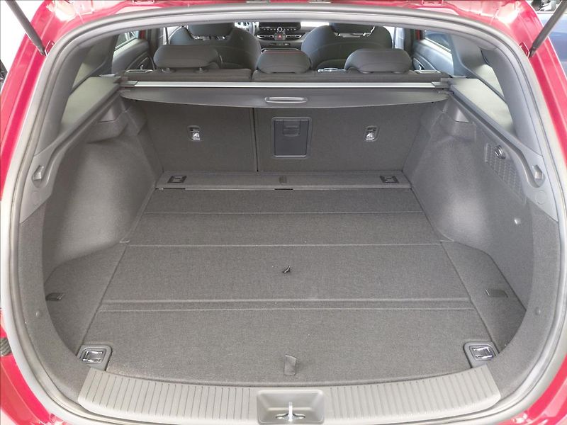 Hyundai i30 (2026) 26 WG 1,6 T-GDI DCT N LINE - fotka 13 z 16