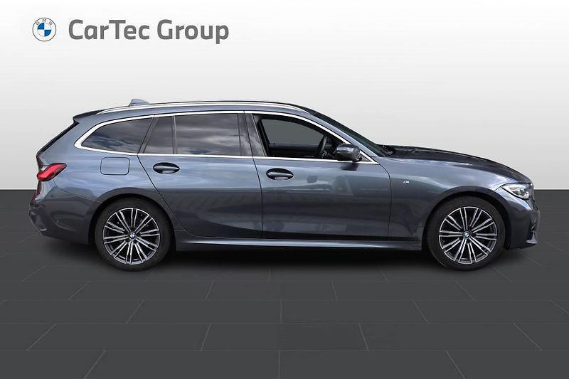 BMW Řada 3 320d xDrive Touring - fotka 7 z 14