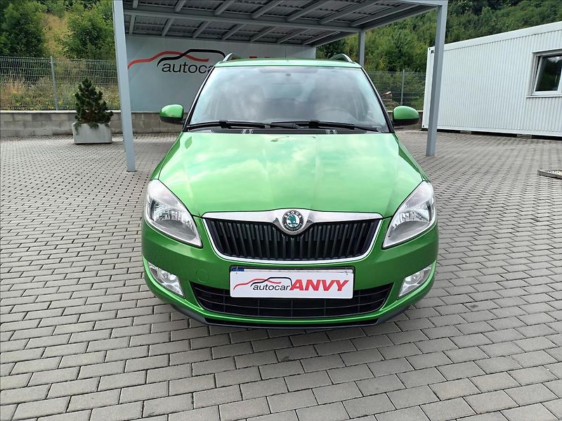 Škoda Fabia 1,2 TSI,KLIMA,TZ,VÝHŘEV,KOLA - fotka 2 z 46