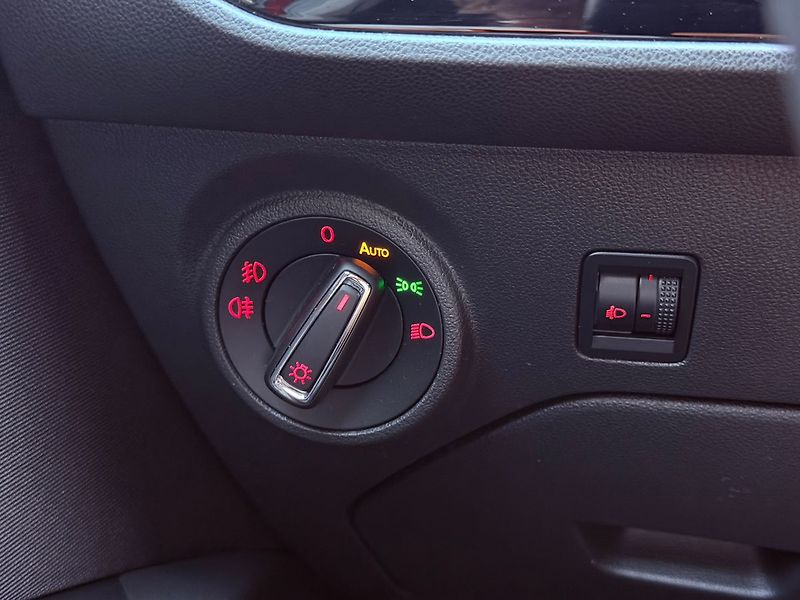 Seat Leon 1.2 TSi Style, ČR - fotka 22 z 25